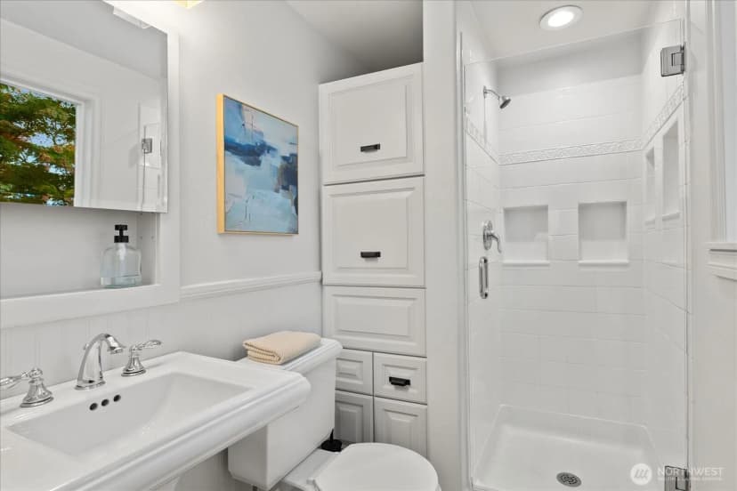 Property photo for 9617 Laurel Lane, Edmonds photo 16