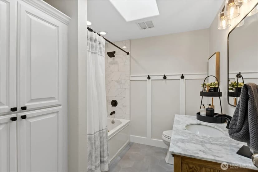 Property photo for 9617 Laurel Lane, Edmonds photo 19
