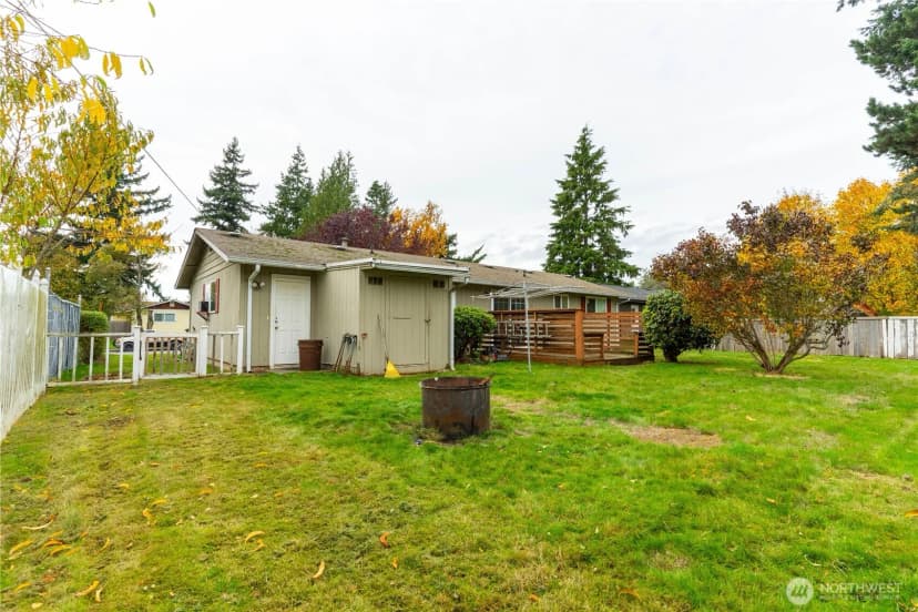 Property photo for 6818 Vail Drive, Lynden photo 27
