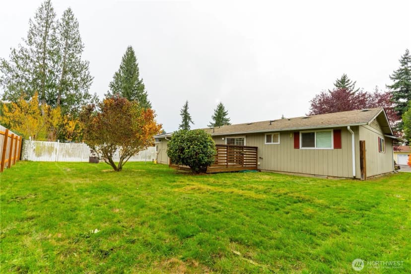 Property photo for 6818 Vail Drive, Lynden photo 26