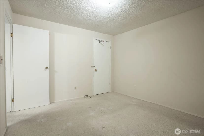 Property photo for 6818 Vail Drive, Lynden photo 13