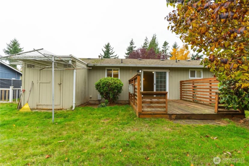 Property photo for 6818 Vail Drive, Lynden photo 21