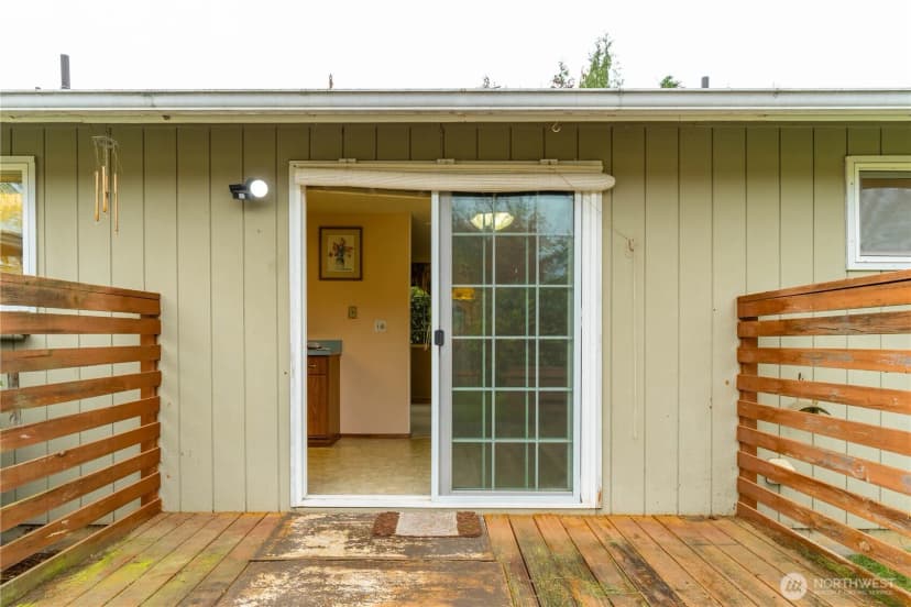 Property photo for 6818 Vail Drive, Lynden photo 19