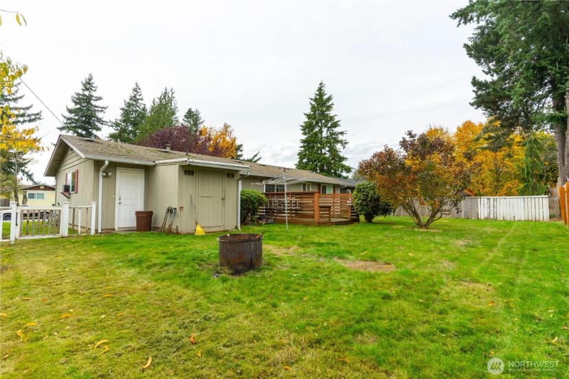 Property photo for 6818 Vail Drive, Lynden photo 28