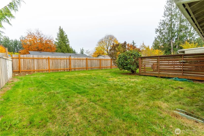 Property photo for 6818 Vail Drive, Lynden photo 24