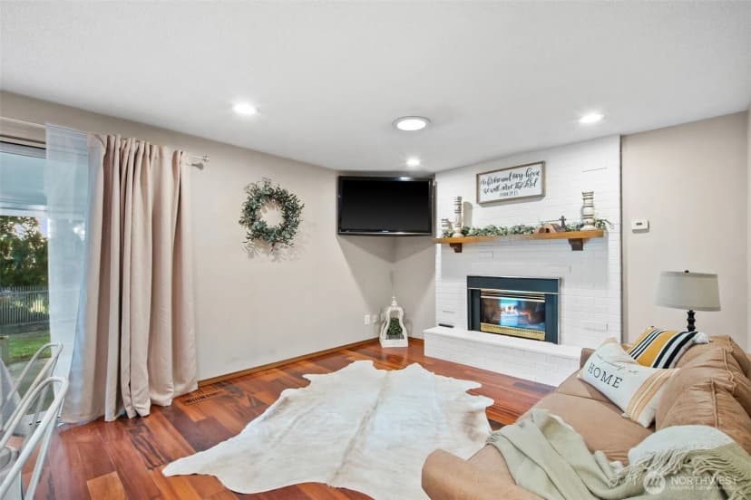 Property photo for 1925 87th Avenue Ct E, Edgewood photo 12