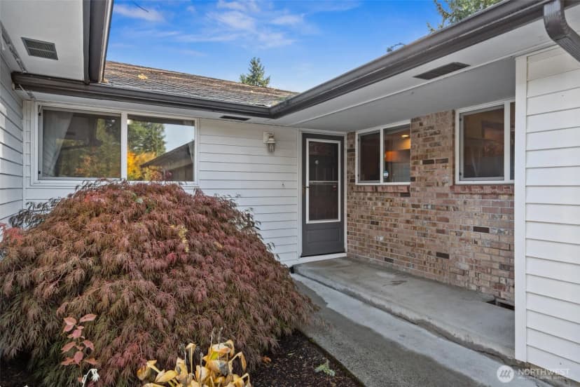 Property photo for 1925 87th Avenue Ct E, Edgewood photo 3