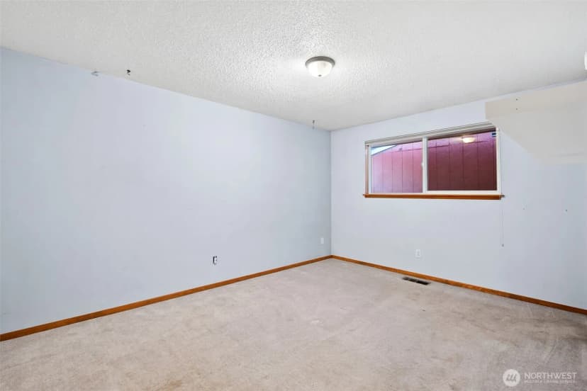 Property photo for 1925 87th Avenue Ct E, Edgewood photo 28