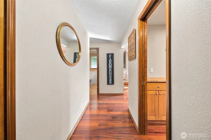 Property photo for 1925 87th Avenue Ct E, Edgewood photo 5