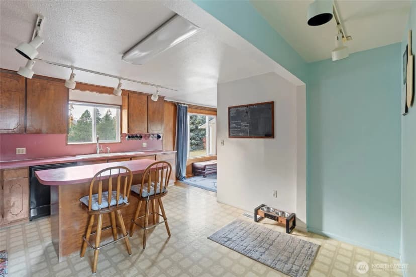 Property photo for 450 Hawkins Road, Winlock photo 13