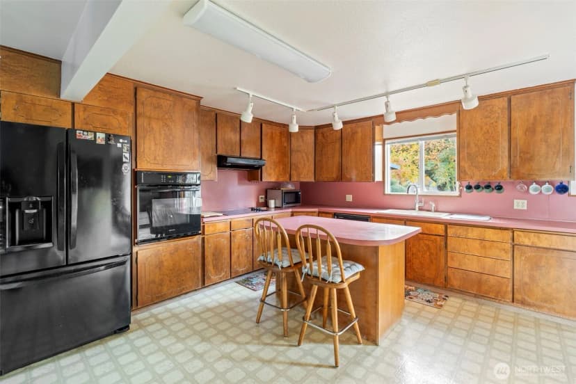 Property photo for 450 Hawkins Road, Winlock photo 9