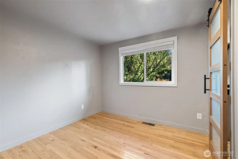 Property photo for 11905 13th Street Ne, Lake Stevens photo 27