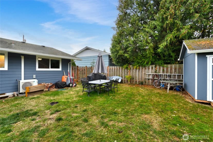 Property photo for 2304 E Avenue, Anacortes photo 25
