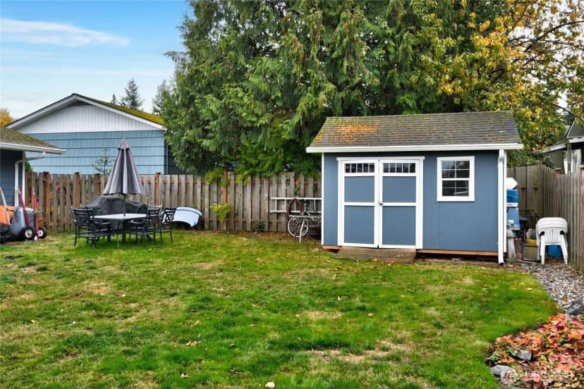 Property photo for 2304 E Avenue, Anacortes photo 26