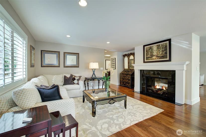 Property photo for 8711 Ne 11th Street, Medina photo 6