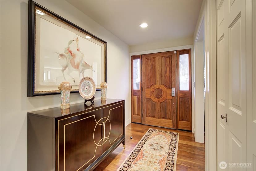 Property photo for 8711 Ne 11th Street, Medina photo 4