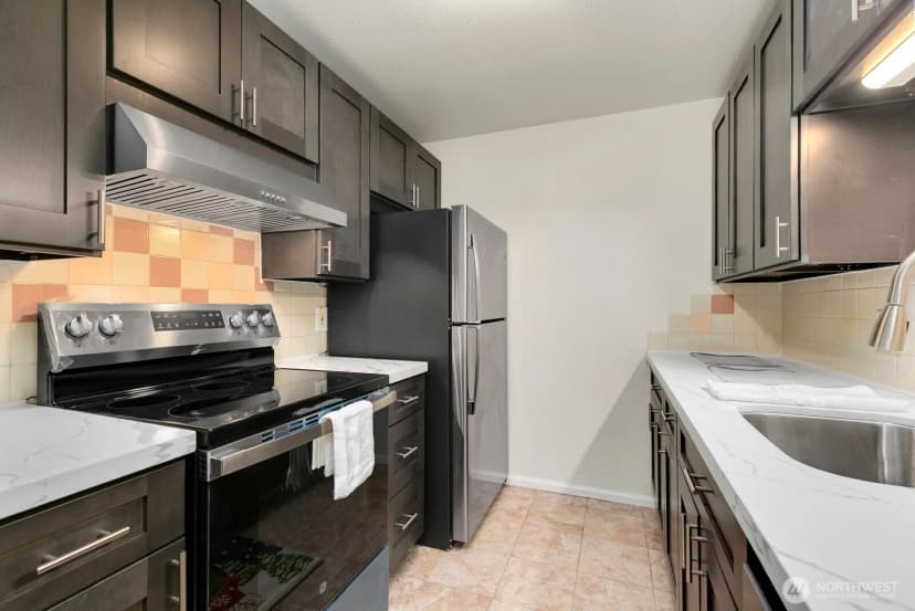 Property photo for 5722 122nd Place Se #235, Bellevue photo 11