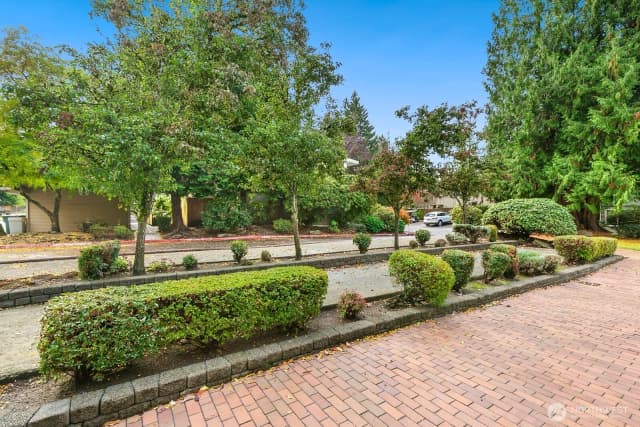 Property photo for 5722 122nd Place Se #235, Bellevue photo 3