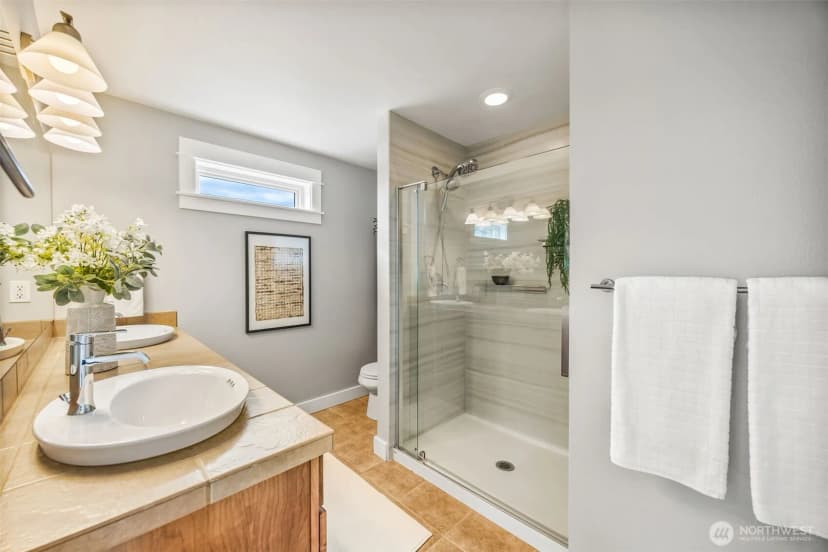 Property photo for 3219 21st Avenue W #a, Seattle photo 17