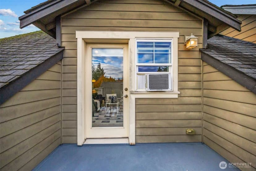 Property photo for 3219 21st Avenue W #a, Seattle photo 29