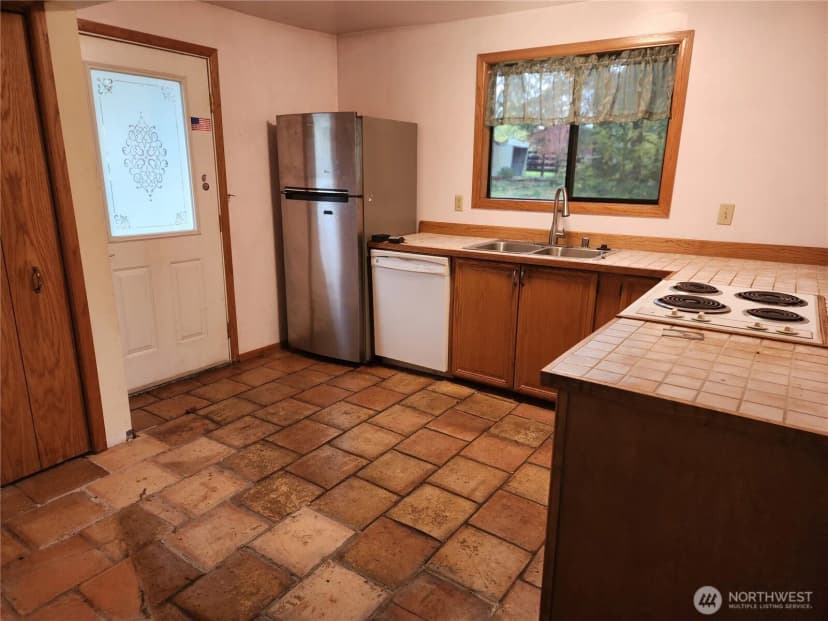 Property photo for 3633 Sapp Road Sw, Olympia photo 14