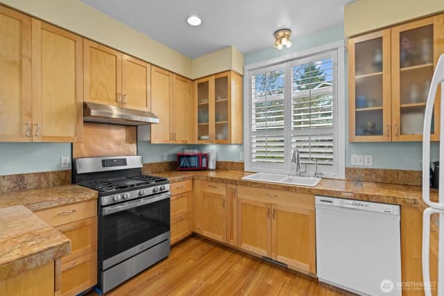 Property photo for 7761 Beacon Place Ne #g 107, Bremerton photo 5