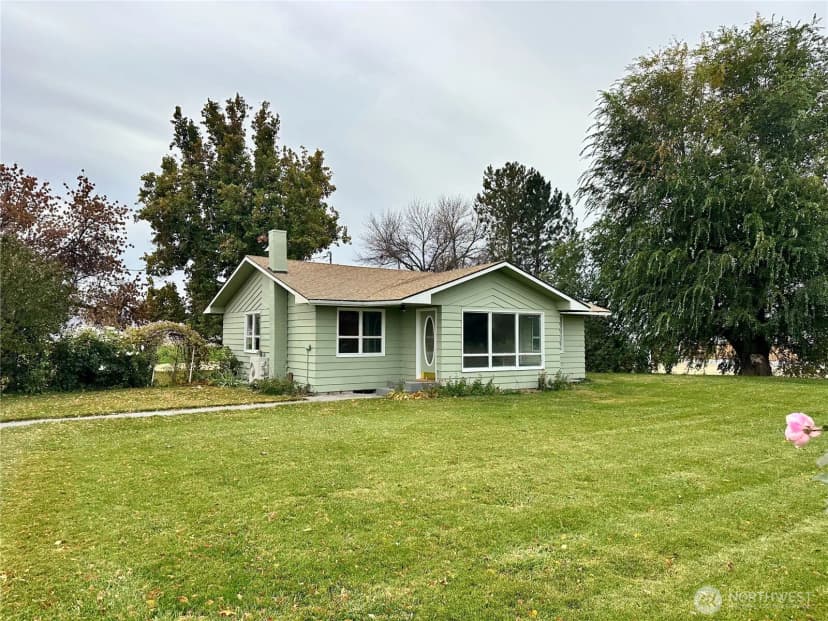 Property photo for 4749 Rd 12 Sw, Royal City
