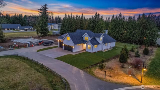 Property photo for 6917 Red Ridge Drive, Lynden
