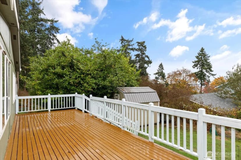 Property photo for 99 E Morris Road, Coupeville photo 6