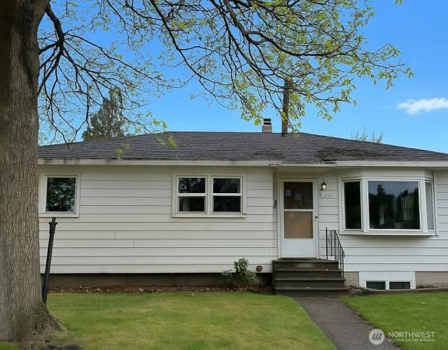 Property photo for 5223 N Cannon Street, Spokane photo 3