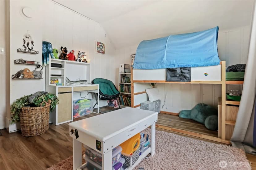 Property photo for 3654 35th Avenue W, Seattle photo 12