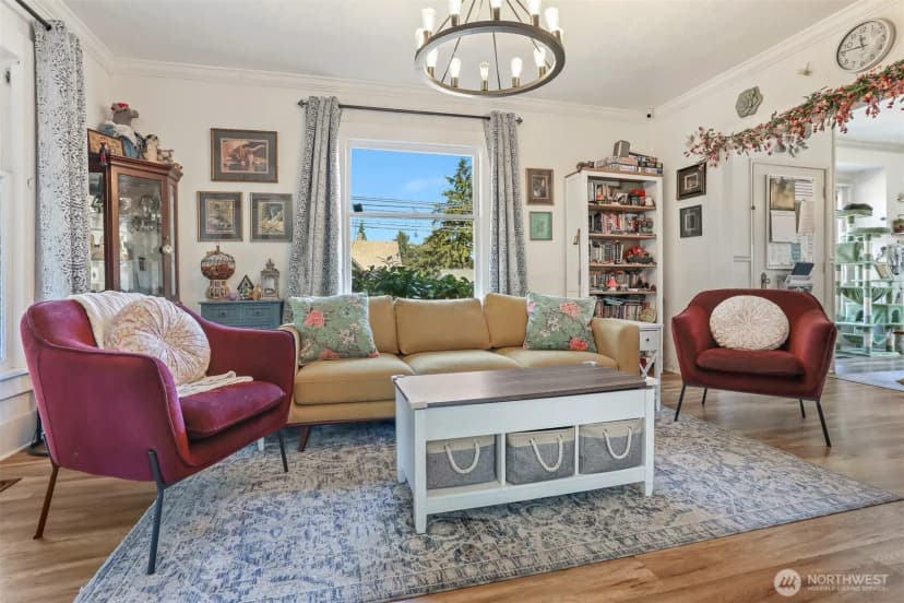 Property photo for 3654 35th Avenue W, Seattle photo 3