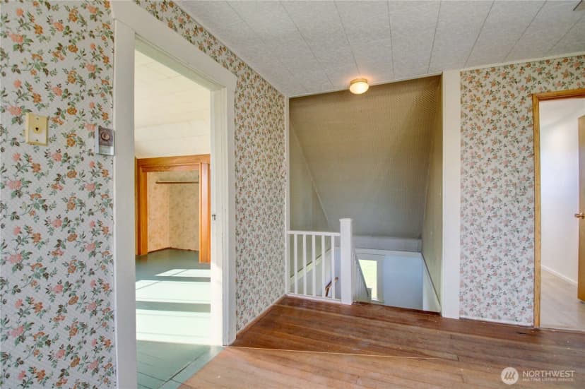 Property photo for 18122 Best Road, Mount Vernon photo 22