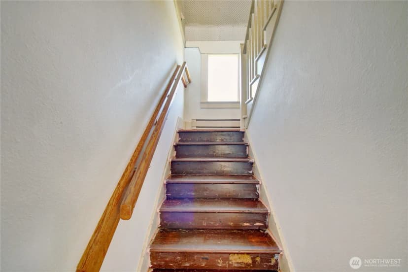 Property photo for 18122 Best Road, Mount Vernon photo 21