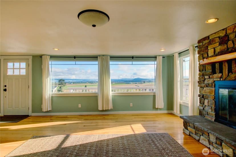 Property photo for 18122 Best Road, Mount Vernon photo 13