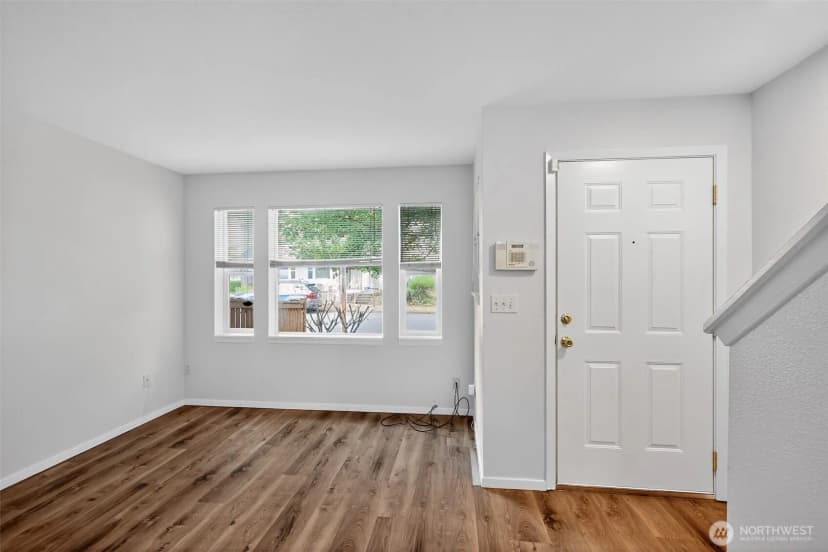 Property photo for 3311 S Juneau Street, Seattle photo 9