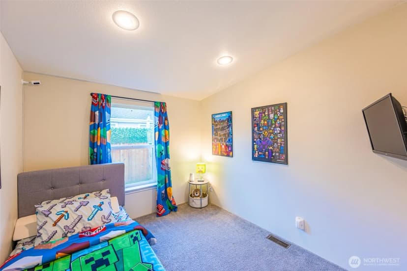 Property photo for 1522 W 15th Street, Port Angeles photo 13