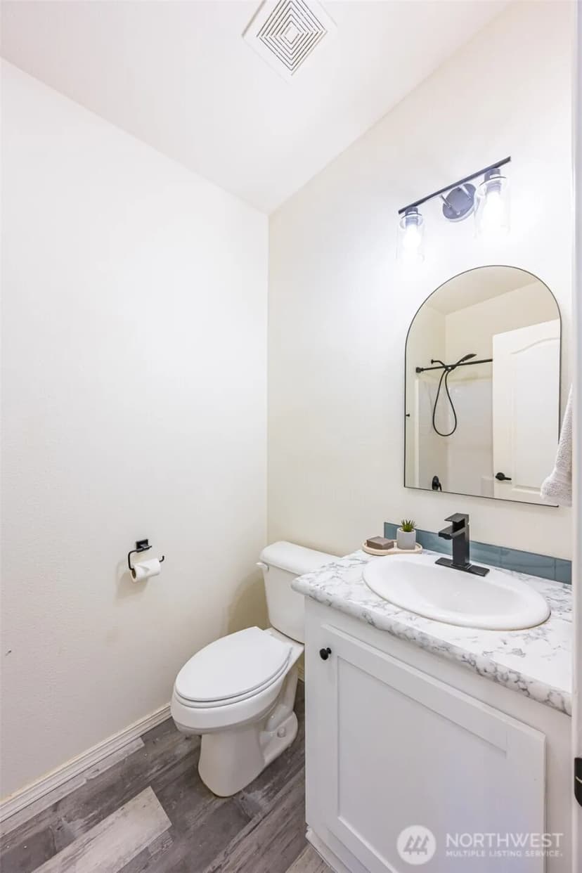 Property photo for 1522 W 15th Street, Port Angeles photo 14