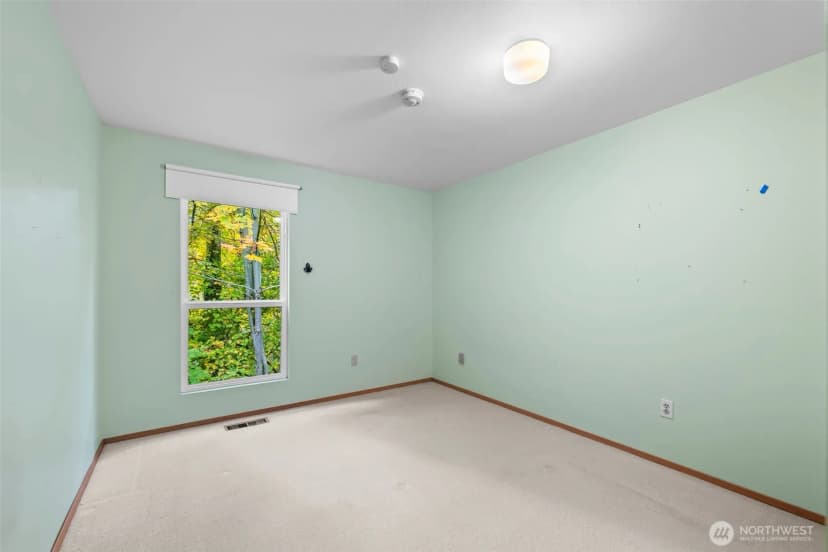 Property photo for 4961 120th Avenue Se, Bellevue photo 22