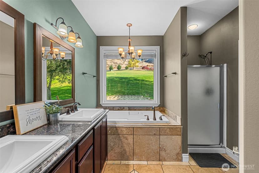 Property photo for 2945 Martin Place, East Wenatchee photo 19