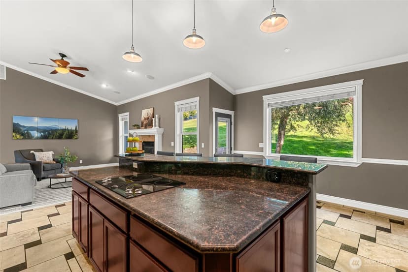 Property photo for 2945 Martin Place, East Wenatchee photo 12
