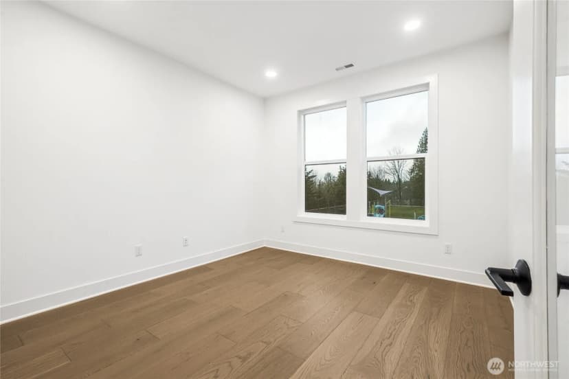 Property photo for 8501 137th Avenue Se #3, Newcastle photo 6
