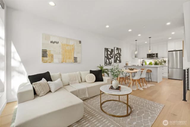 Property photo for 6014 A California Avenue Sw, Seattle