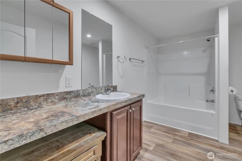 Property photo for 34318 42nd Avenue E, Eatonville photo 17