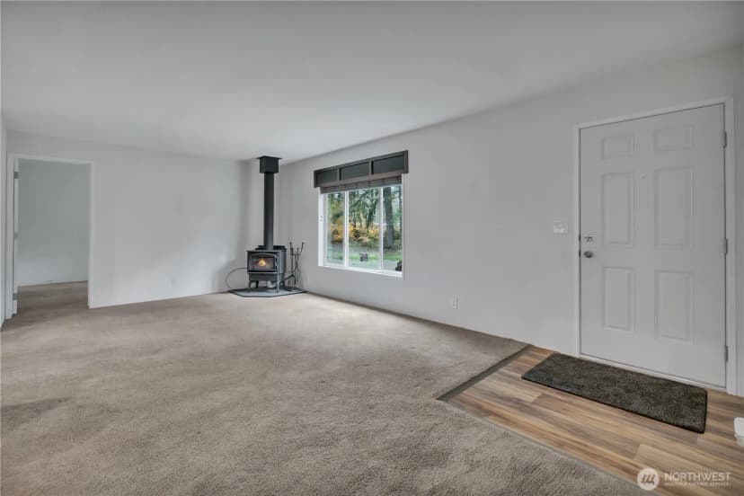 Property photo for 34318 42nd Avenue E, Eatonville photo 8