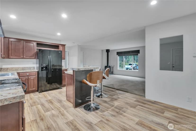 Property photo for 34318 42nd Avenue E, Eatonville photo 16