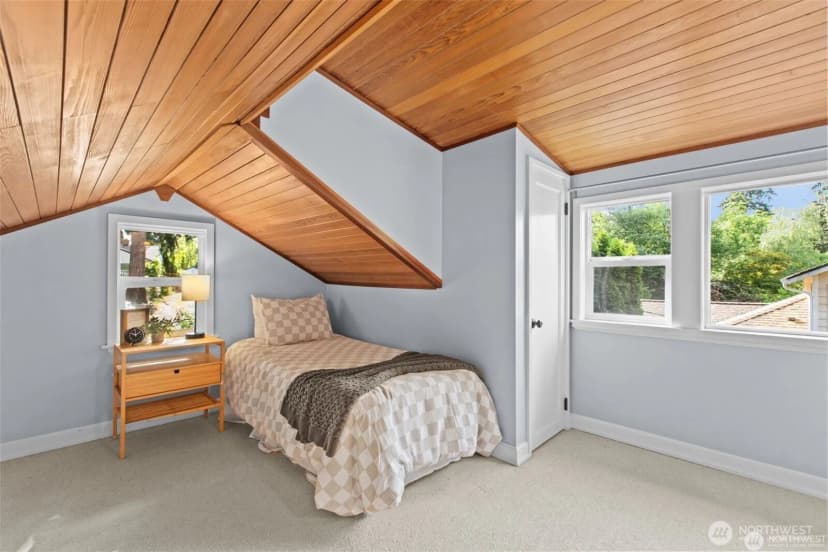 Property photo for 13527 23rd Avenue Ne, Seattle photo 18
