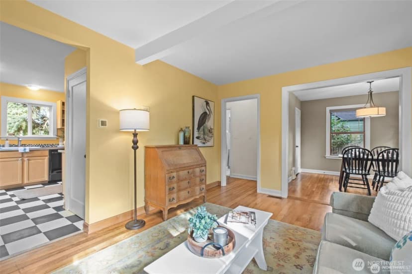 Property photo for 13527 23rd Avenue Ne, Seattle photo 5