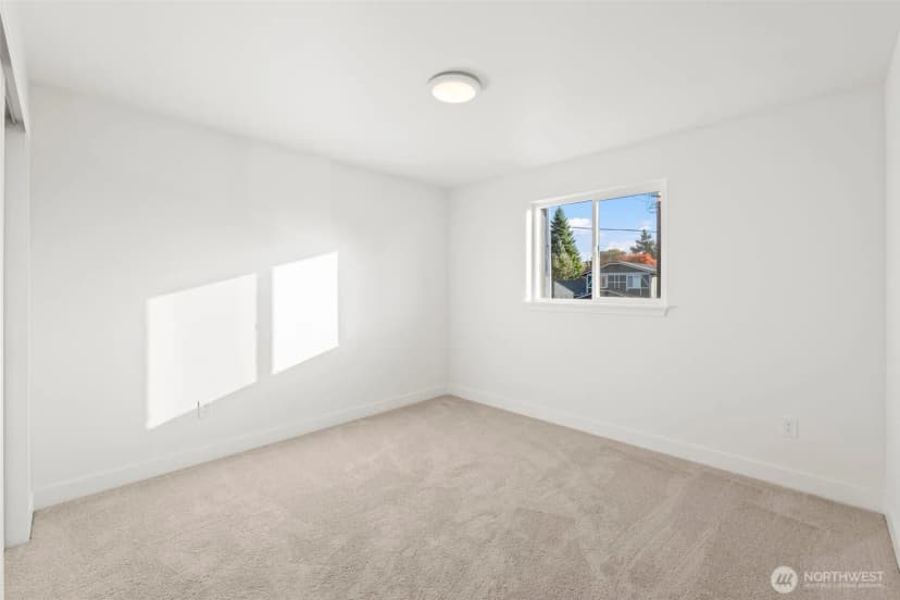 Property photo for 3102 44th Avenue Ne, Tacoma photo 25