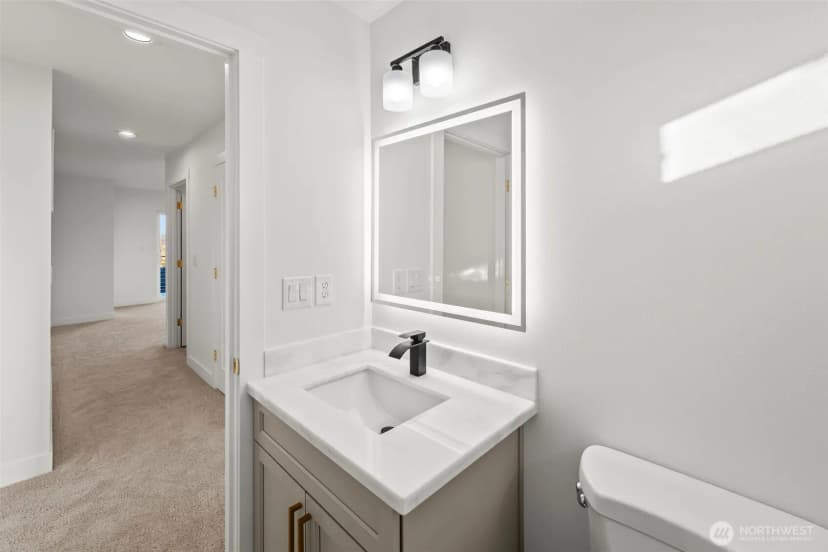 Property photo for 3102 44th Avenue Ne, Tacoma photo 28